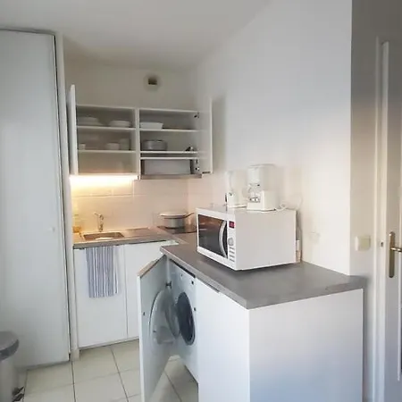 Studio La Cite Des Sciences Holiday home