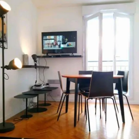 Holiday home Studio La Cite Des Sciences