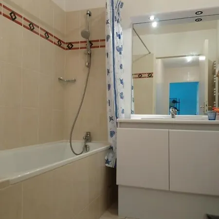 Holiday home Studio La Cite Des Sciences